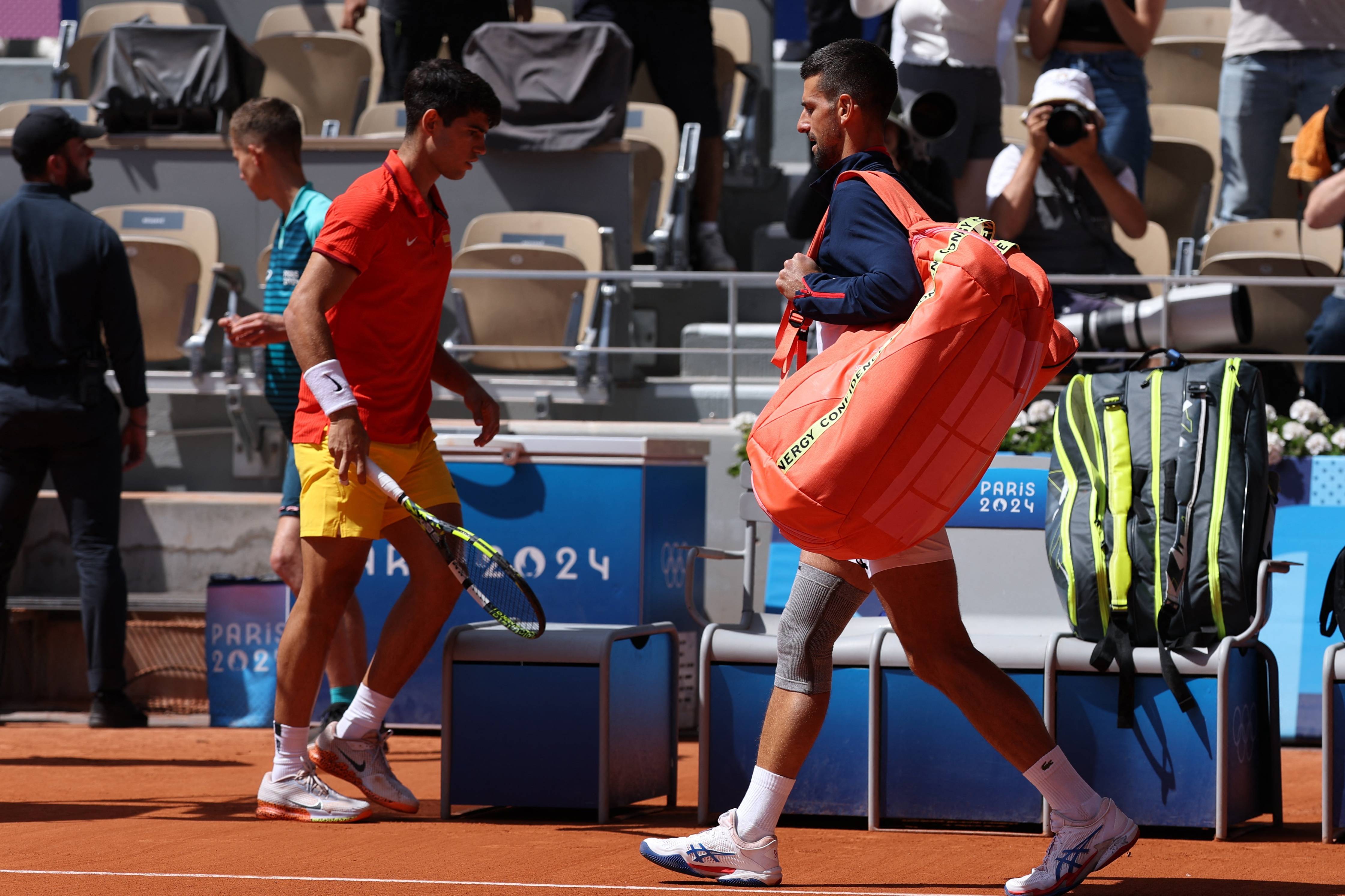 YABO-包含德约科维奇爆冷击败曼联，高光表现引爆全场！的词条